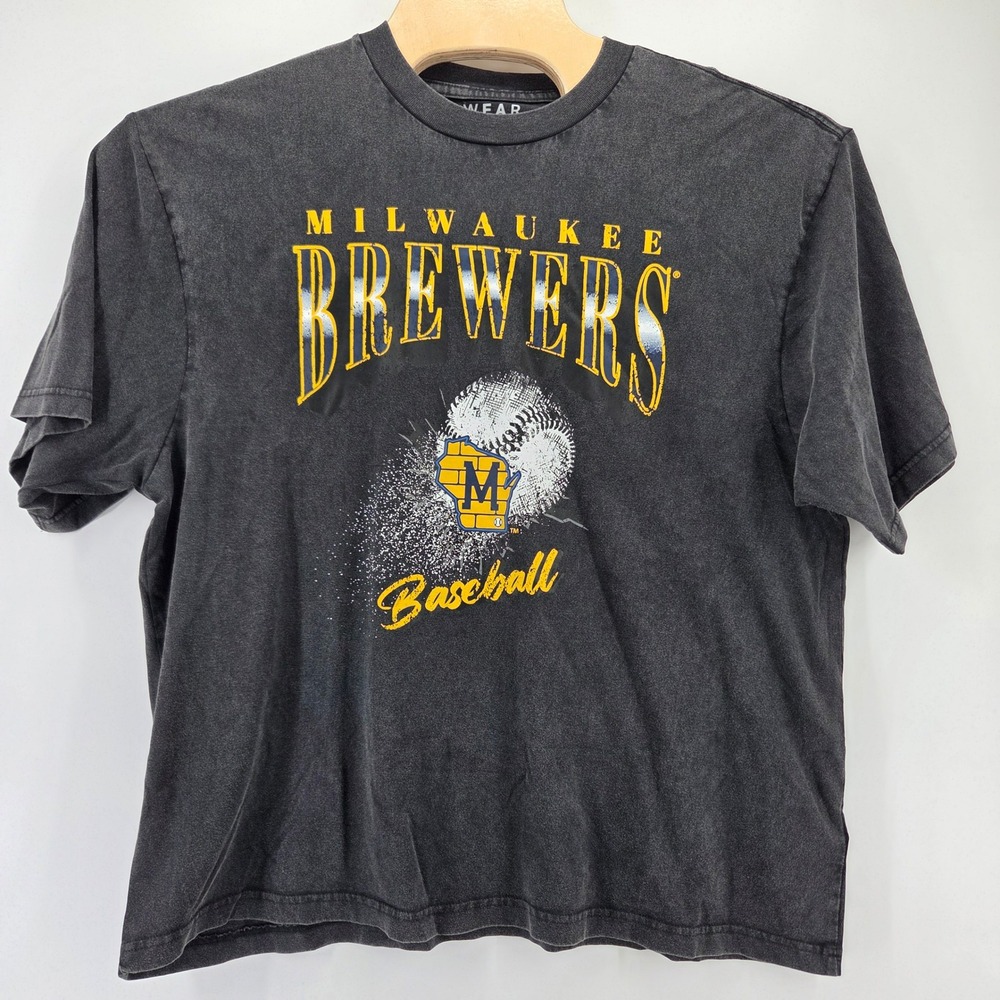 WEAR by Erin Andrews Milwaukee Brewers T-Shirt Women L Black Mineral Wash MLB